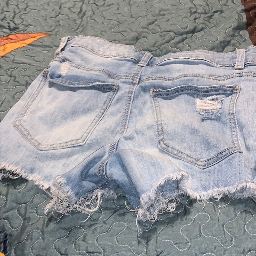 Shorts - Picture 2 of 2